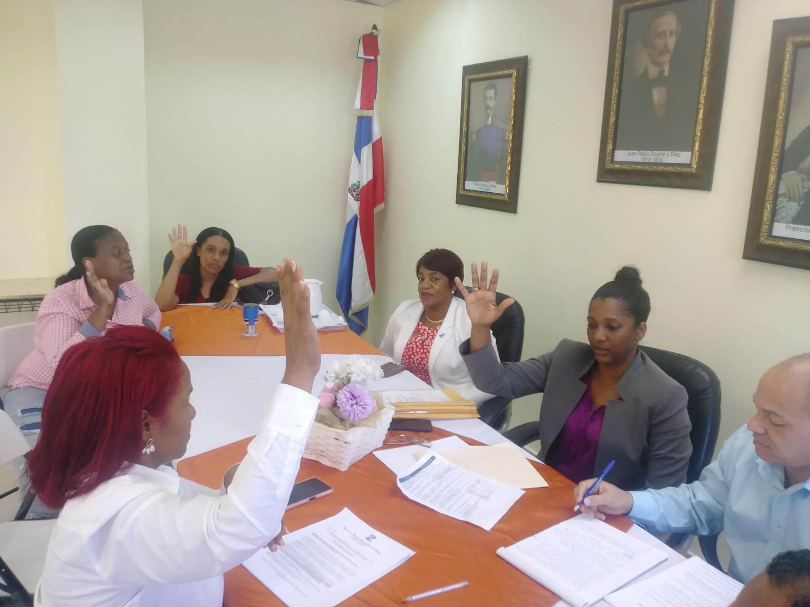 Comité de Compras y Contrataciones del Ayuntamiento de Sabana Grande de Palenque aprueba prorroga para recepción de propuestas para construcción aceras y contenes